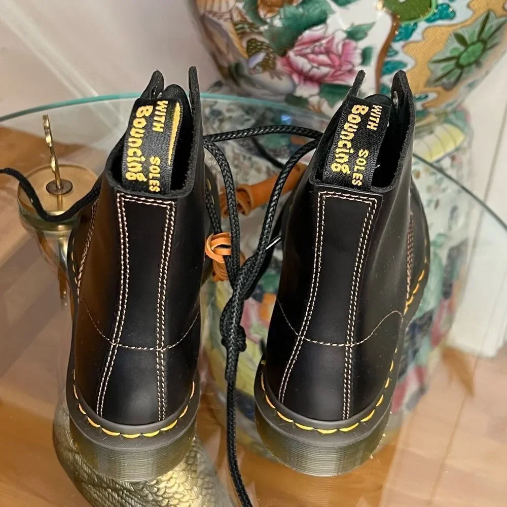 Dr. Martens  1460 PASCAL WOMEN'S ABRUZZO LEATHER BOOTS